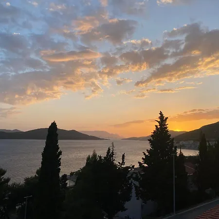 Tulipan Apartman