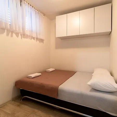 Tulipan נאום